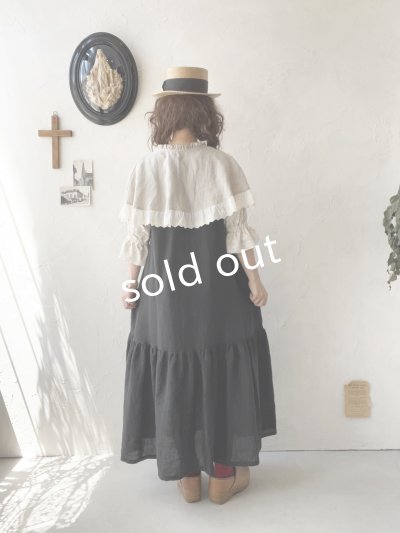 画像16: kosatofuku／フリルケープ付のリネンローギャザーワンピース・生成り