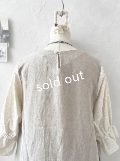 画像11: kosatofuku／フリルケープ付のリネンローギャザーワンピース・生成り