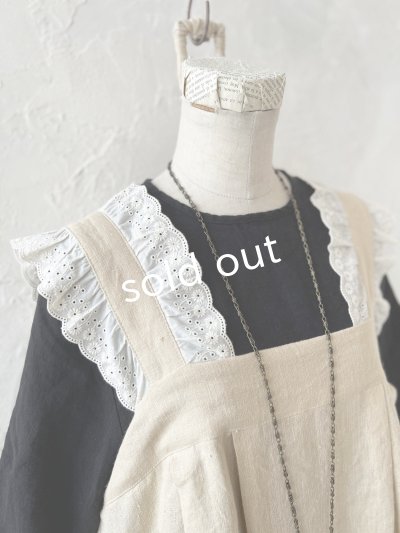 画像5: kosatofuku／レースフリルショルダーのサロペットワンピース・生成り