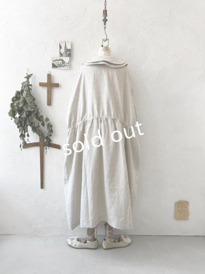 画像11: kosatofuku／二枚衿のリネンギャザーワンピース・生成り