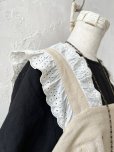 画像7: kosatofuku／レースフリルショルダーのサロペットワンピース・生成り