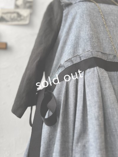 画像8: kosatofuku／フリルショルダーとプリーツリボンのワンピース・デニム