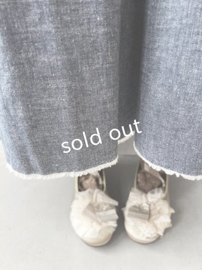 画像7: kosatofuku／フリルショルダーとプリーツリボンのワンピース・デニム