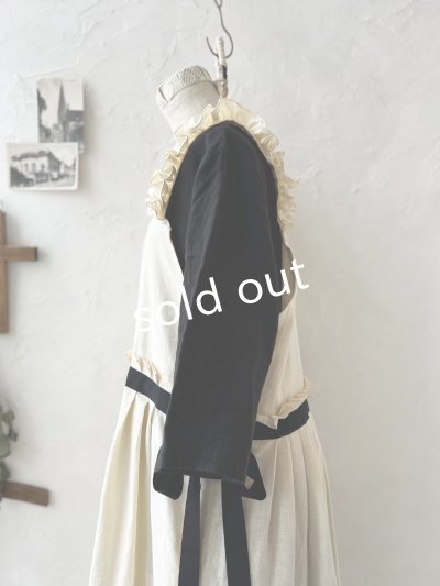 画像12: kosatofuku／フリルショルダーとプリーツリボンのワンピース・ アイボリー