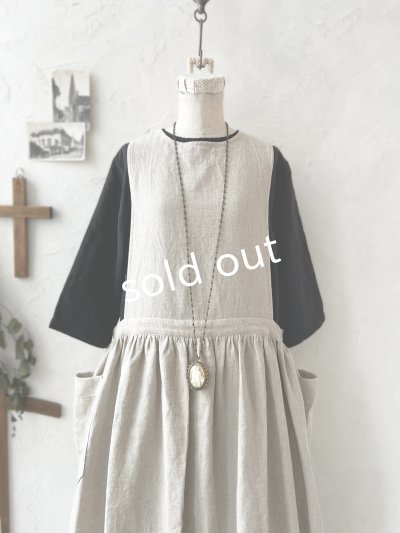 画像3: kosatofuku／ひとつボタンのエプロンギャザーワンピース・生成り