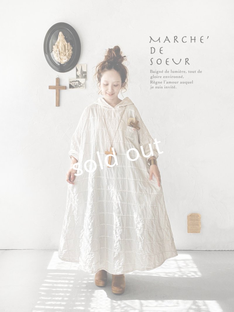 画像1: MARCHE' DE SOEUR／Ａラインフードワンピース・パッチワーク (1)