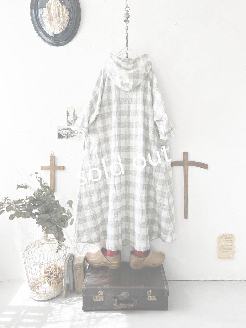 画像9: MARCHE' DE SOEUR／Ａラインフードワンピース・チェック (9)