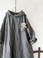 画像2: MARCHE' DE SOEUR／Ａラインフードワンピース・黒シャンブレー (2)