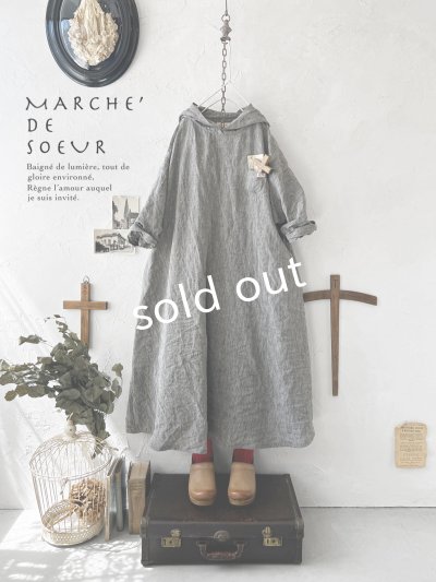 画像1: MARCHE' DE SOEUR／Ａラインフードワンピース・黒シャンブレー