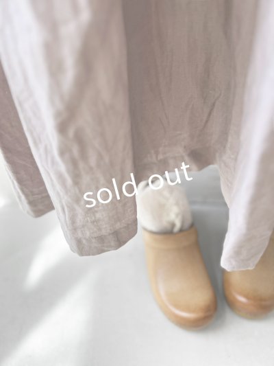 画像4: Avenue／フリル襟リネンワンピース・くすみピンクに生成り襟