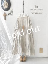Avenue／フリル襟リネンワンピース・生成りに白襟