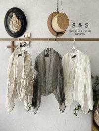 shizuka's/リネンガーゼのパフ袖ジレ・オフ