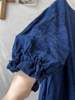 画像3: MARCHE' DE SOEUR／ギャザーワンピース・インディゴ染め (3)