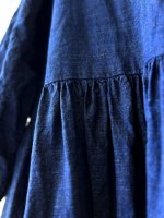 画像7: MARCHE' DE SOEUR／ギャザーワンピース・インディゴ染め (7)