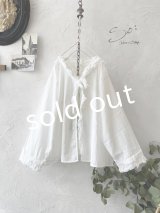 SO／カーブフリルブラウス・オフ