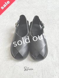 【30%OFF SALE】Diu／本革ロリエサンダル・黒【Ｌ】