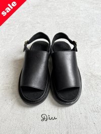 【30%OFF SALE】Diu／本革メレーズサンダル・黒【Ｌ】