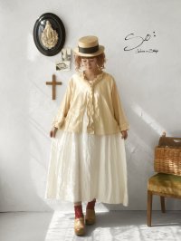 SO／カーブフリルブラウス・アプリコットベージュ