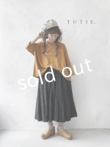 TUTIE./ワイドプルオーバー・マスタード