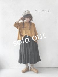 TUTIE./ワイドプルオーバー・マスタード