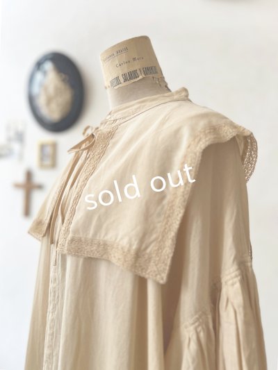 画像3: SO／ティペット付きギャザーワンピース・アプリコットベージュ