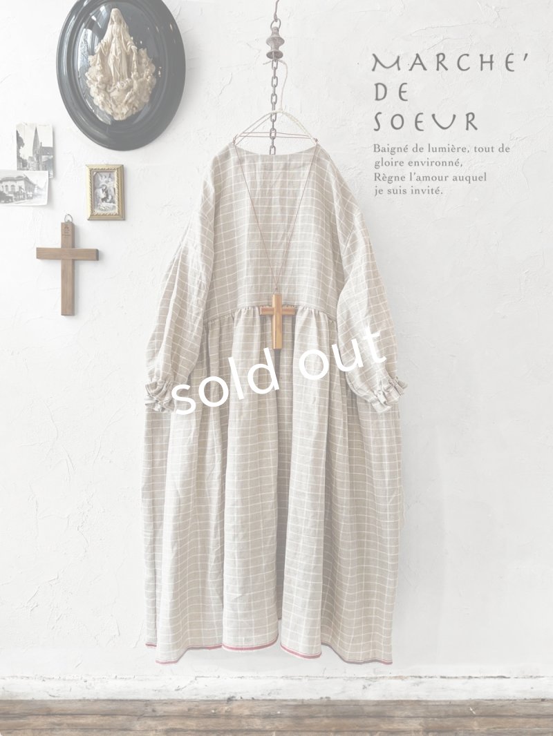 画像1: MARCHE' DE SOEUR／ギャザーワンピース・赤耳ウィンドウペン (1)