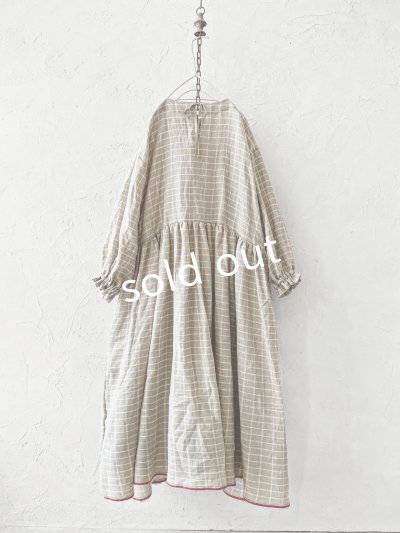 画像8: MARCHE' DE SOEUR／ギャザーワンピース・赤耳ウィンドウペン