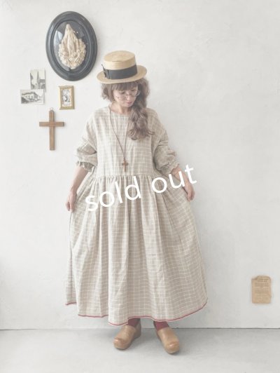 画像10: MARCHE' DE SOEUR／ギャザーワンピース・赤耳ウィンドウペン