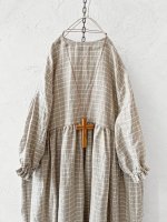 画像4: MARCHE' DE SOEUR／ギャザーワンピース・赤耳ウィンドウペン (4)