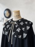 画像2: MARCHE' DE SOEUR／タッセルティペット・黒刺繍 (2)