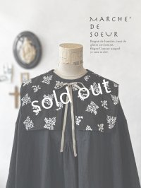 MARCHE' DE SOEUR／タッセルティペット・黒刺繍