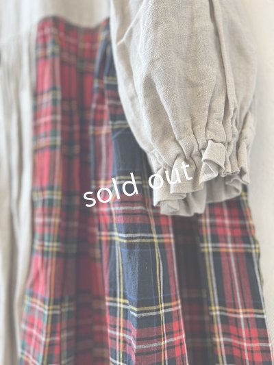 画像3: Avenue／赤チェック切り替えギャザーワンピース・生成り