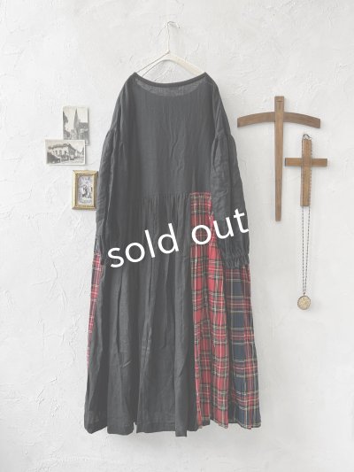 画像8: Avenue／赤チェック切り替えギャザーワンピース・黒