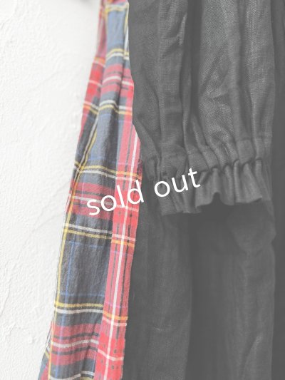 画像5: Avenue／赤チェック切り替えギャザーワンピース・黒