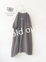 mifumi／コラボ刺繍yuiワンピース・こげ茶