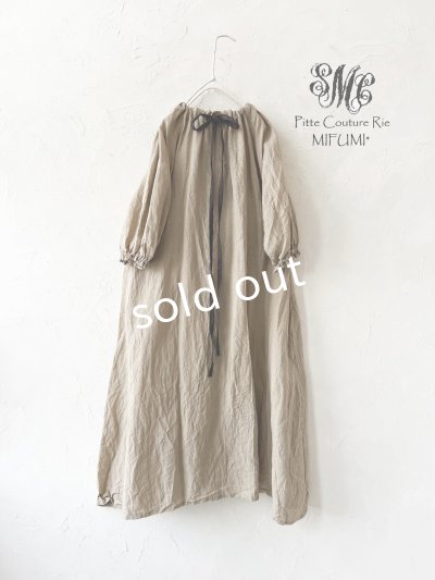 画像4: mifumi／コラボ刺繍yuiワンピース・アンティークベージュ