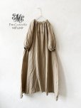画像1: mifumi／コラボ刺繍yuiワンピース・アンティークベージュ (1)