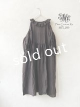 mifumi／フリル襟ドロップショルダーpuffワンピース・こげ茶