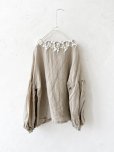 画像5: mifumi／お花たちのブラウス・麻色