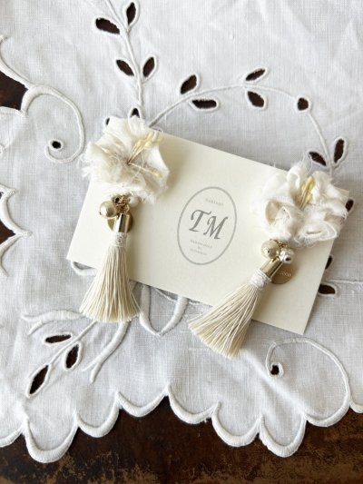 画像2: toromeco／裂き編みのピアス・flower tassel