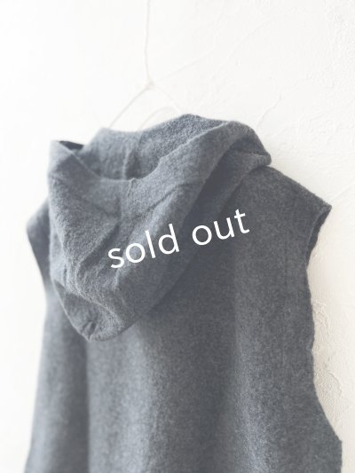 画像6: SO／圧縮ニットフードベスト・チャコール