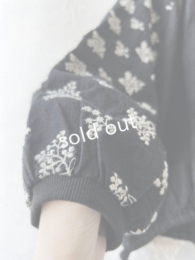 画像7: ubasoku/0200 刺繍の裾りぼんプルオーバー・黒