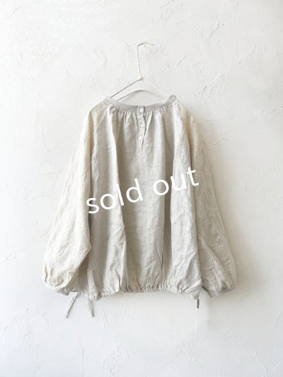 画像8: ubasoku/0200 刺繍の裾りぼんプルオーバー・ナチュラル