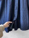 画像10: ubasoku/0124 デニムフリルワンピース・インディゴ (10)