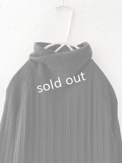 画像11: 08mab/ゆるネックカットソー