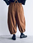 画像19: MAGALI /コーデュロイバルーンパンツ・ブラウン (19)