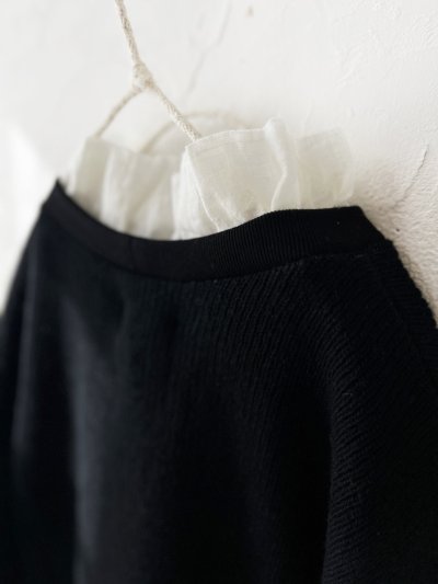 画像7: MAGALI /クォーターニットフリルプルオーバー・ブラック