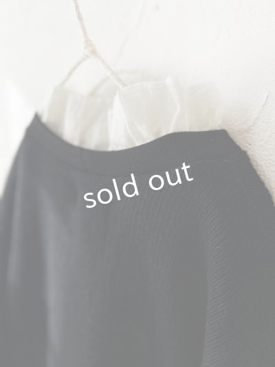 画像7: MAGALI /クォーターニットフリルプルオーバー・ブラック