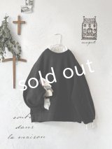 MAGALI /クォーターニットフリルプルオーバー・ブラック