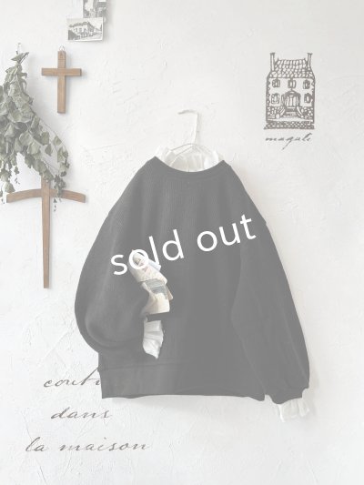 画像1: MAGALI /クォーターニットフリルプルオーバー・ブラック